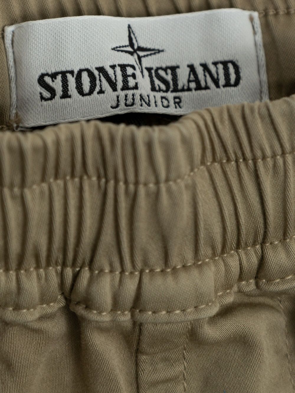 스톤 Island Junior
카고 버뮤다 쇼츠